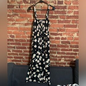 🌼 Black floral maxi romper 🌼